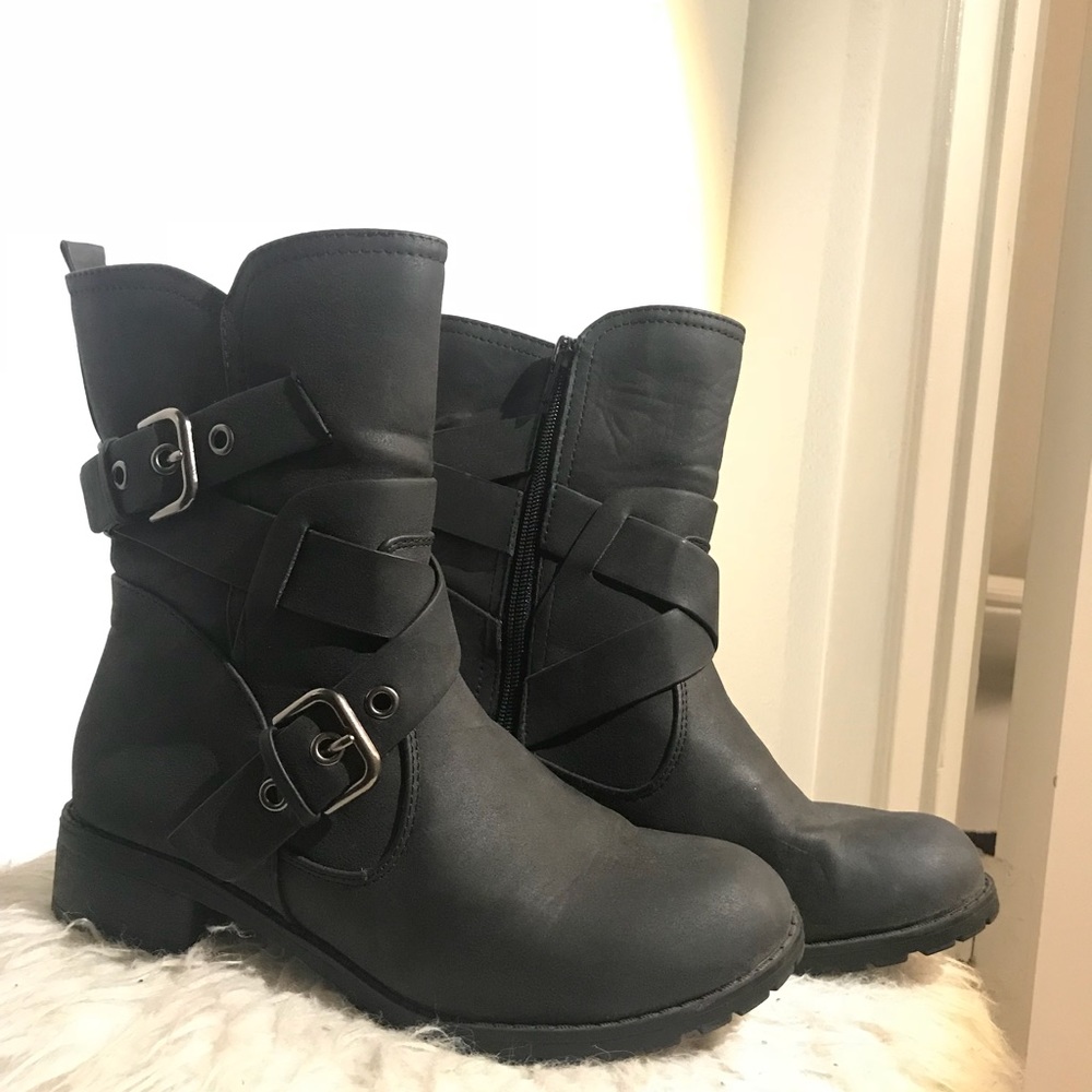 Black boots